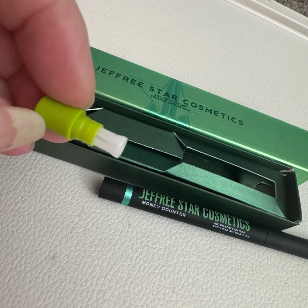 NIB Jeffree Star automatic eyeliner